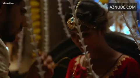 Aarohi Barde Breasts Scene in Aamras — Aamras