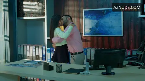 Aarohi Barde Breasts Scene in Mere Angane Main 2 — Mere Angane Main