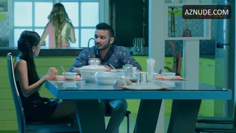 Aarohi Barde Breasts Scene in Mere Angane Main 3 — Mere Angane Main