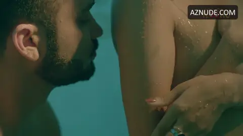 Aarohi Barde Butt, Underwear Scene in Mere Angane Main — Mere Angane Main