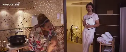 Anna Dereszowska sexy, Weronika Ksiazkiewicz sexy, Rita Weinar nude – Mayday (2020) — Mayd