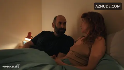 Anne Ratte-polle Breasts Scene in Alle Wollen Geliebt Werden — Alle Wollen Geliebt Werden