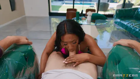 Brazzers Exxtra - Chanell Heart