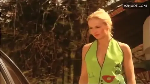 Brigitte Strobel Butt Scene in Sylvia Im Reich Der Wollust — Sylvia Im Reich Der Wollust