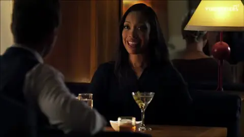 Chloe Brooks sexy - Suits s01e01 (2011) — Suits s01e01 (2011)