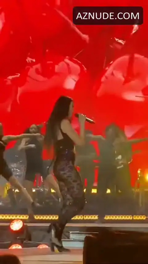 Dua Lipa Butt, Bikini Scene in Dua Lipa Sexy In Live 2022 15 — Dua Lipa Sexy In Live 2022