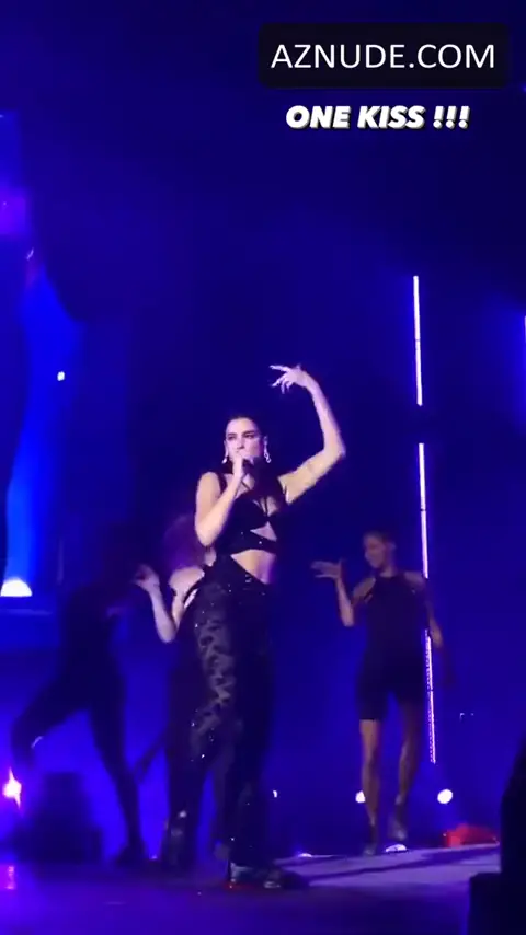 Dua Lipa Butt, Bikini Scene in Dua Lipa Sexy In Live 2022 19 — Dua Lipa Sexy In Live 2022