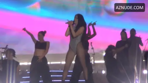 Dua Lipa Butt, Bikini Scene in Dua Lipa Sexy In Live 2022 21 — Dua Lipa Sexy In Live 2022