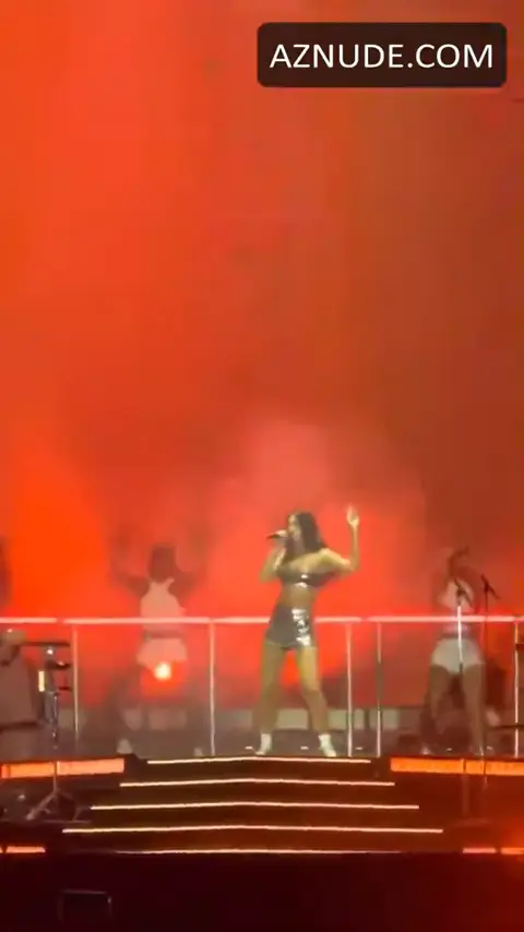 Dua Lipa Butt, Bikini Scene in Dua Lipa Sexy In Live 2022 30 — Dua Lipa Sexy In Live 2022