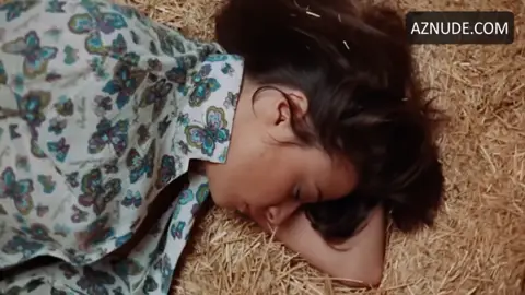 Emma Cohen Breasts Scene in El Techo De Cristal 2 — El Techo De Cristal