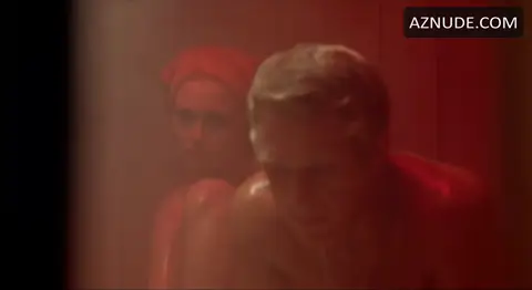 Faye Dunaway Breasts Scene in The Thomas Crown Affair — The Thomas Crown Affair