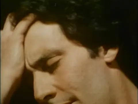 Foxy Lady (1977) - Scene 3. Valerie Driskell, Lee Foster, Seth Wagner [DVDRip - 544p] — Fo