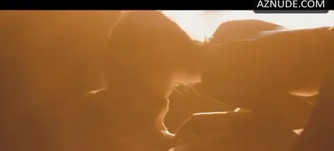 Jasmine Truong Breasts Scene in Chuzaja Vojna — Chuzaja Vojna