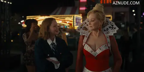 Jean Smart Breasts Scene in Hacks — Hacks
