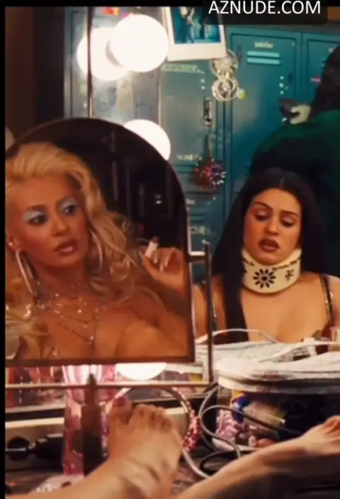 Jewell Farshad Butt, Breasts Scene in Euphoria — Euphoria