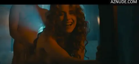 Joana Barradas Breasts, Butt Scene in Cherchez La Femme — Cherchez La Femme