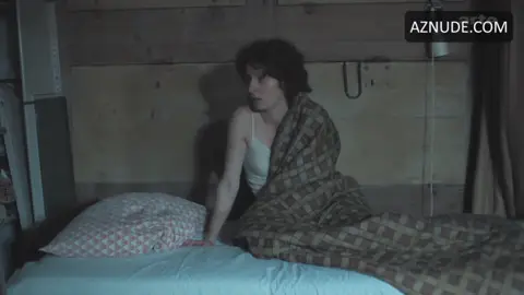 Julia Windischbauer Butt, Underwear Scene in Etty — Etty