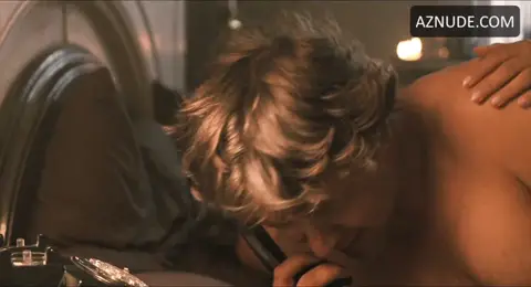 Kadee Strickland Breasts Scene in American Gangster — American Gangster