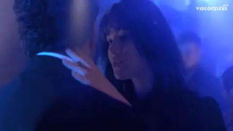 Manuela Arcuri nude – Finalmente soli (1997) — Finalmente soli (1997)