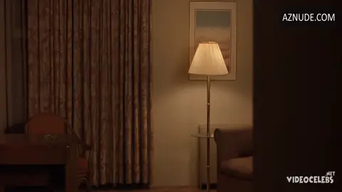 Moira Kelly Butt, Breasts Scene in Little Odessa — Little Odessa