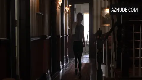 Robin Tunney Butt, Breasts Scene in End Of Days — End Of Days