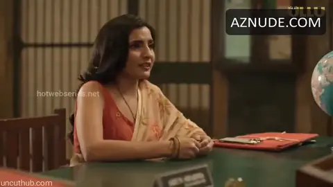 Suhana Khan Breasts Scene in Love Guru 10 — Love Guru