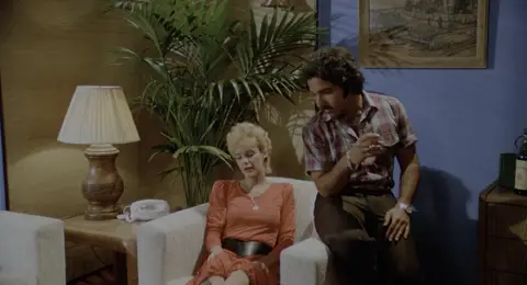 Sweet Young Foxes (1983) - Scene 2. Cara Lott, Ron Jeremy [BDRemux - 4K] — Sweet Young Fox