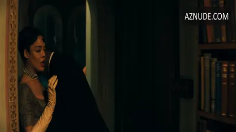 Tessa Thompson Breasts Scene in Hedda — Hedda