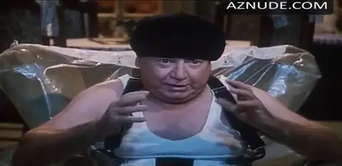 Unknown Butt Scene in Fantozzi - Il Ritorno — Fantozzi - Il Ritorno