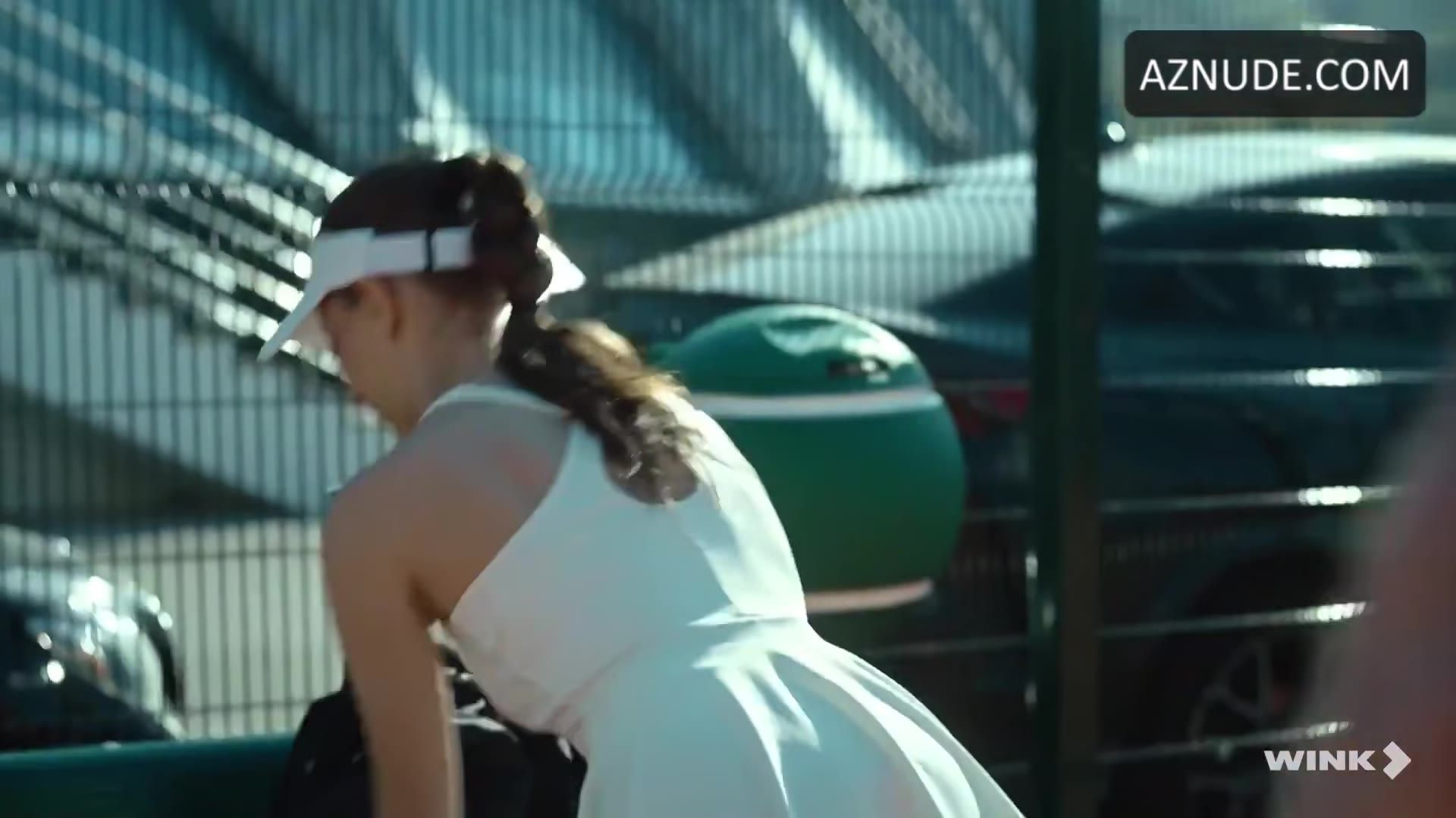 Polina Gukhman Butt, Thong Scene in Pervaya Raketka — Pervaya Raketka