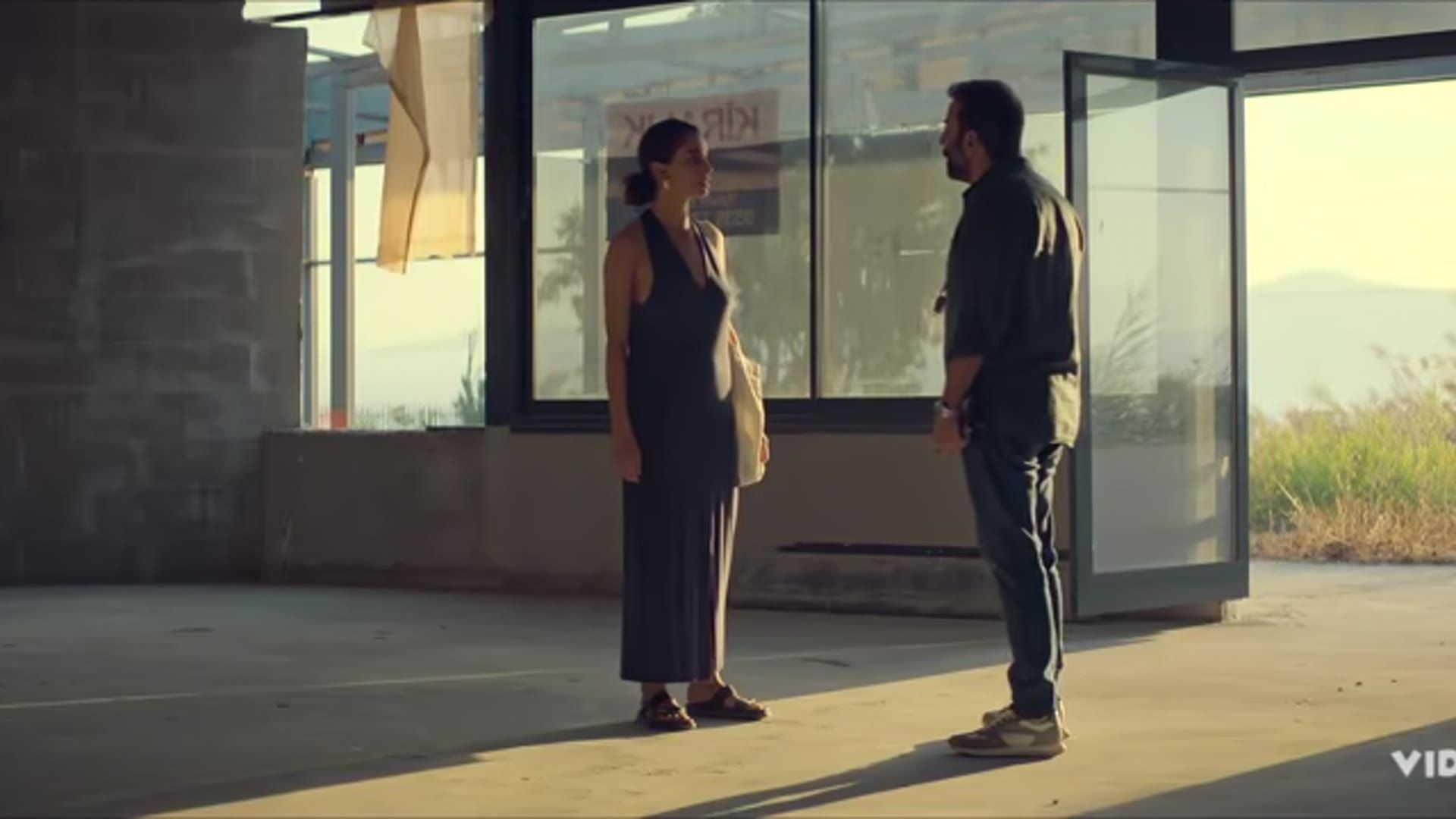 Meryem Uzerli sexy, etc – Ru s01e07 (2024) — Ru s01e07 (2024)