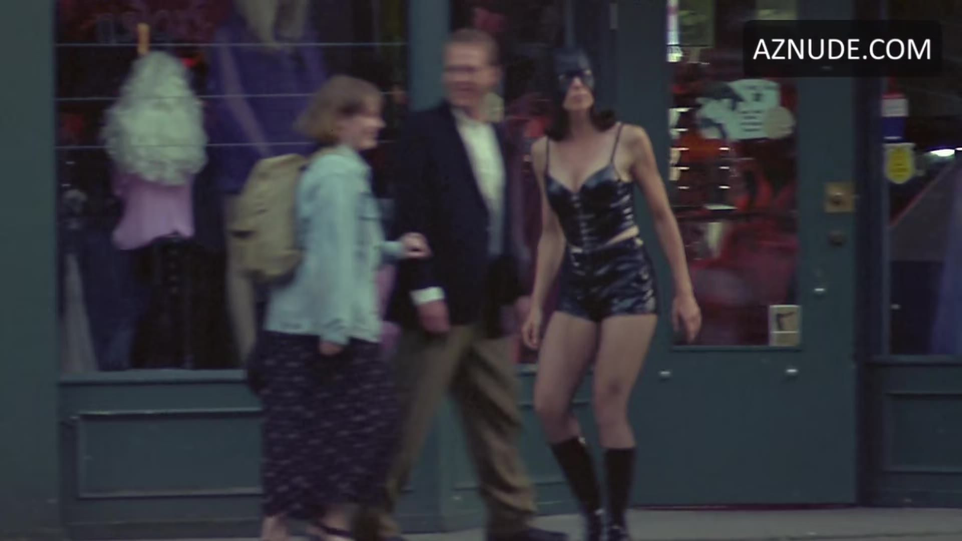 Lisa Howard Breasts Scene  in Bounty Hunters 2 — Bounty Hunters 2