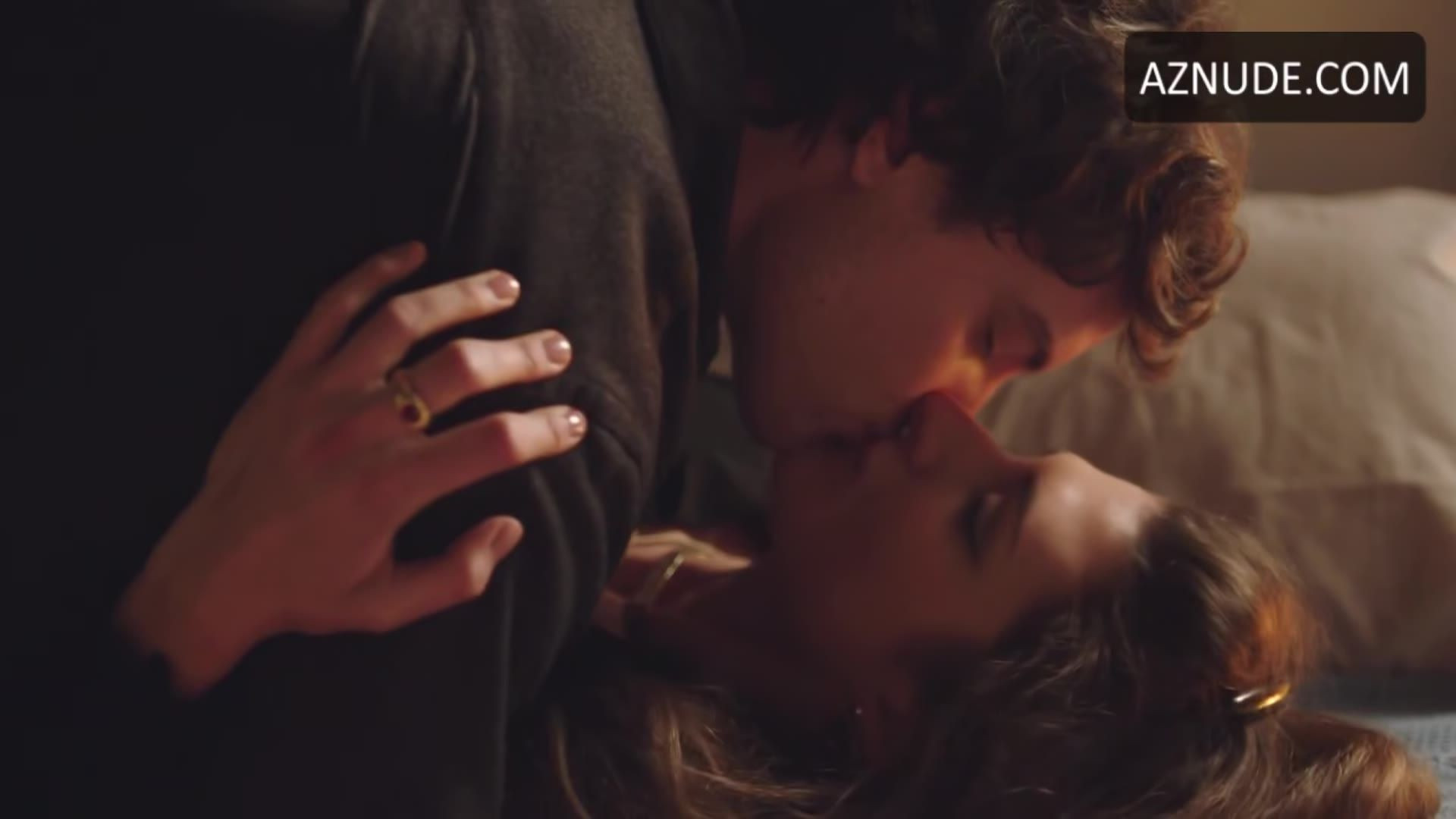 Daisy Bevan Breasts, Underwear Scene in Modern Life Is Rubbish — Modern Life Is Rubbish