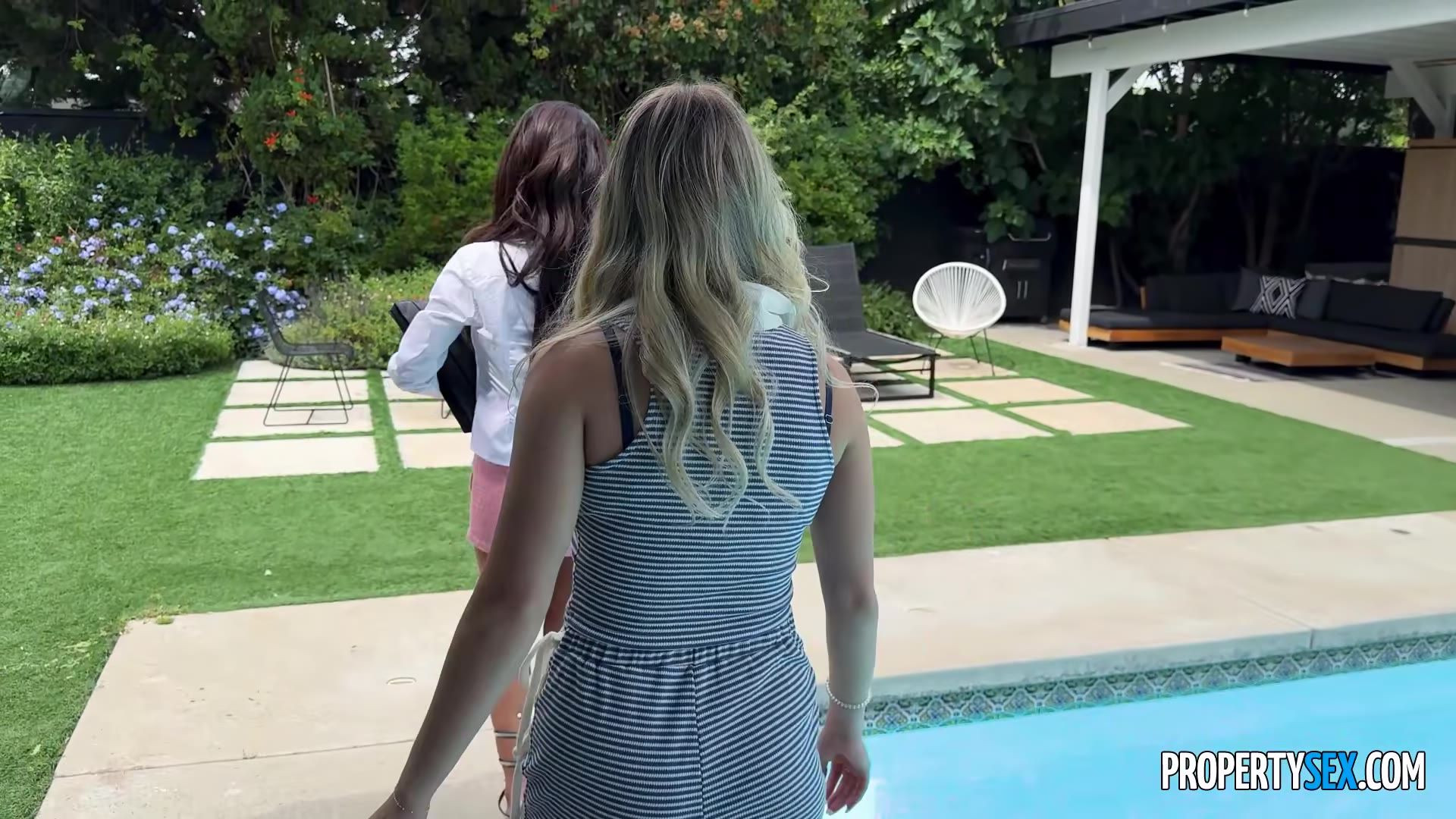 House Humpers - Ava Amira and Summer Kline