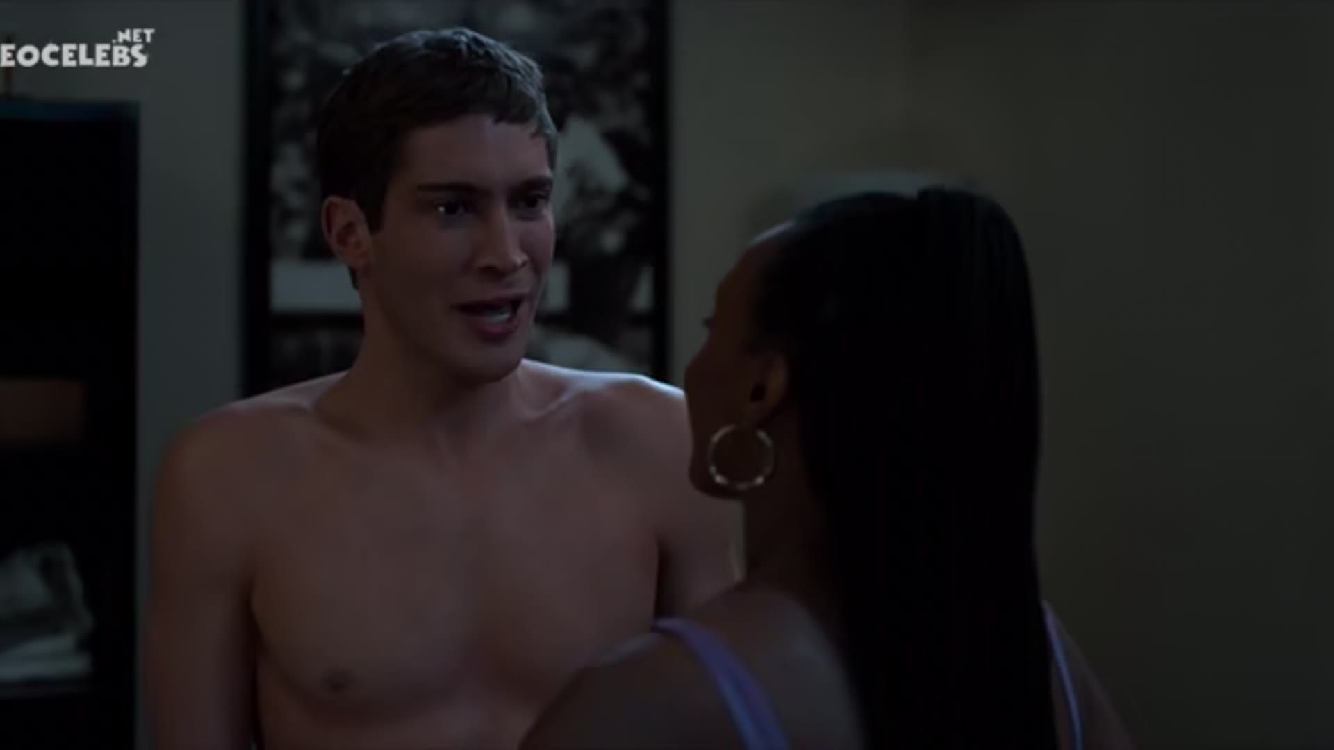 Alyah Chanelle Scott sexy, Pauline Chalamet sexy – The Sex Lives of College Girls s01e01 (