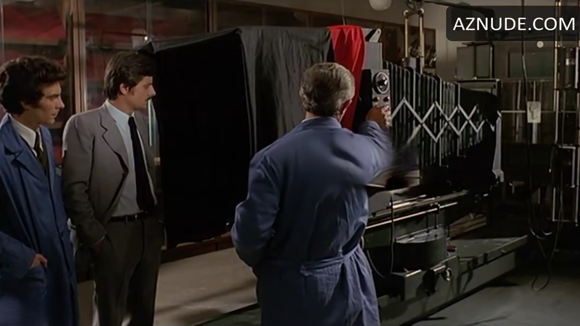 Barbara Bouchet Breasts Scene in Black Belly Of The Tarantula — Black Belly Of The Tarantu