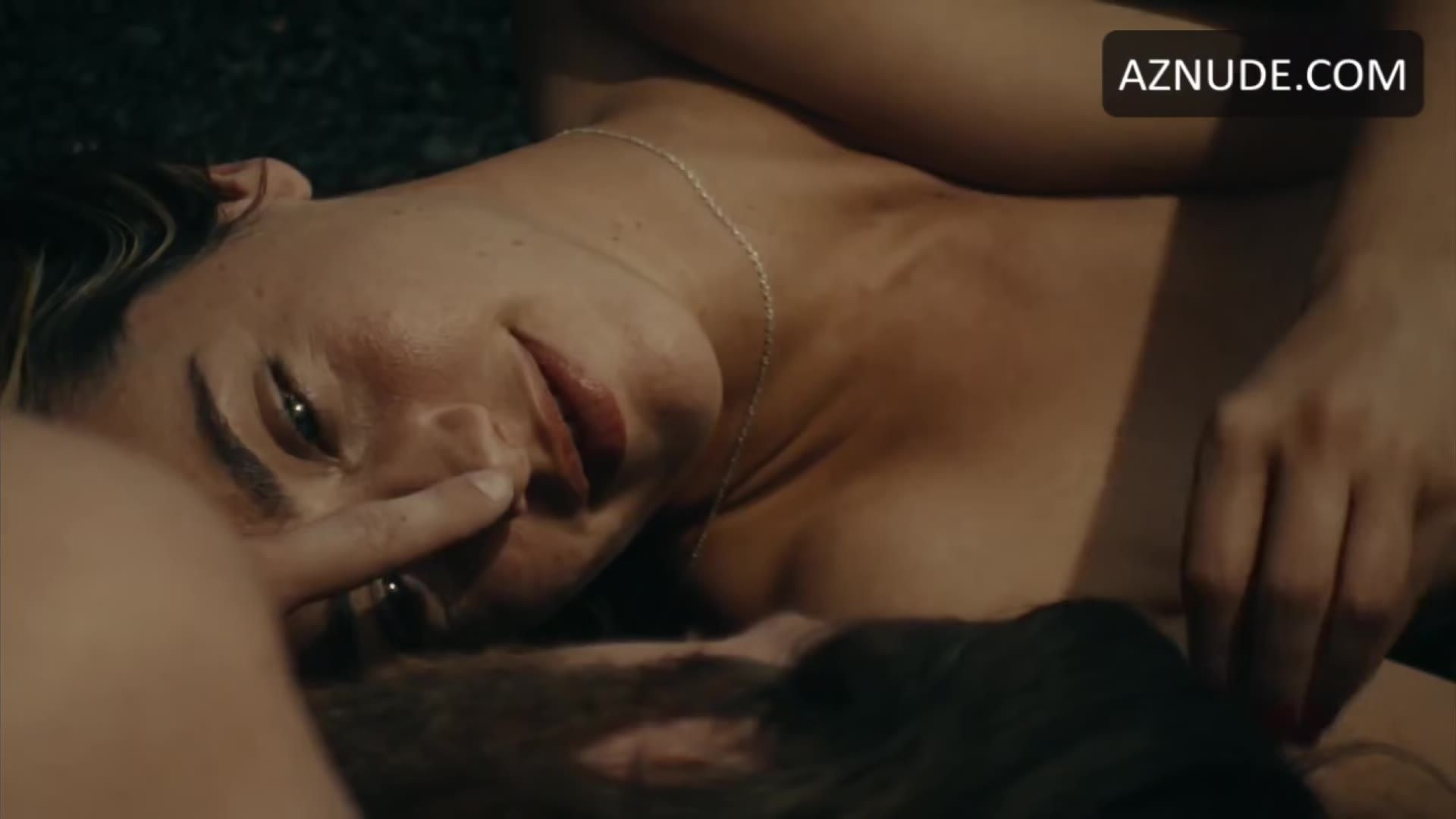 Asia Ortega Breasts Scene in Fragmentos — Fragmentos