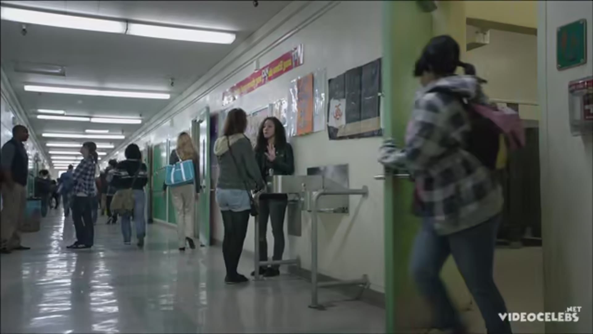 Laura Wiggins nude - Shameless s03e09 (2013) — Shameless s03e09 (2013)