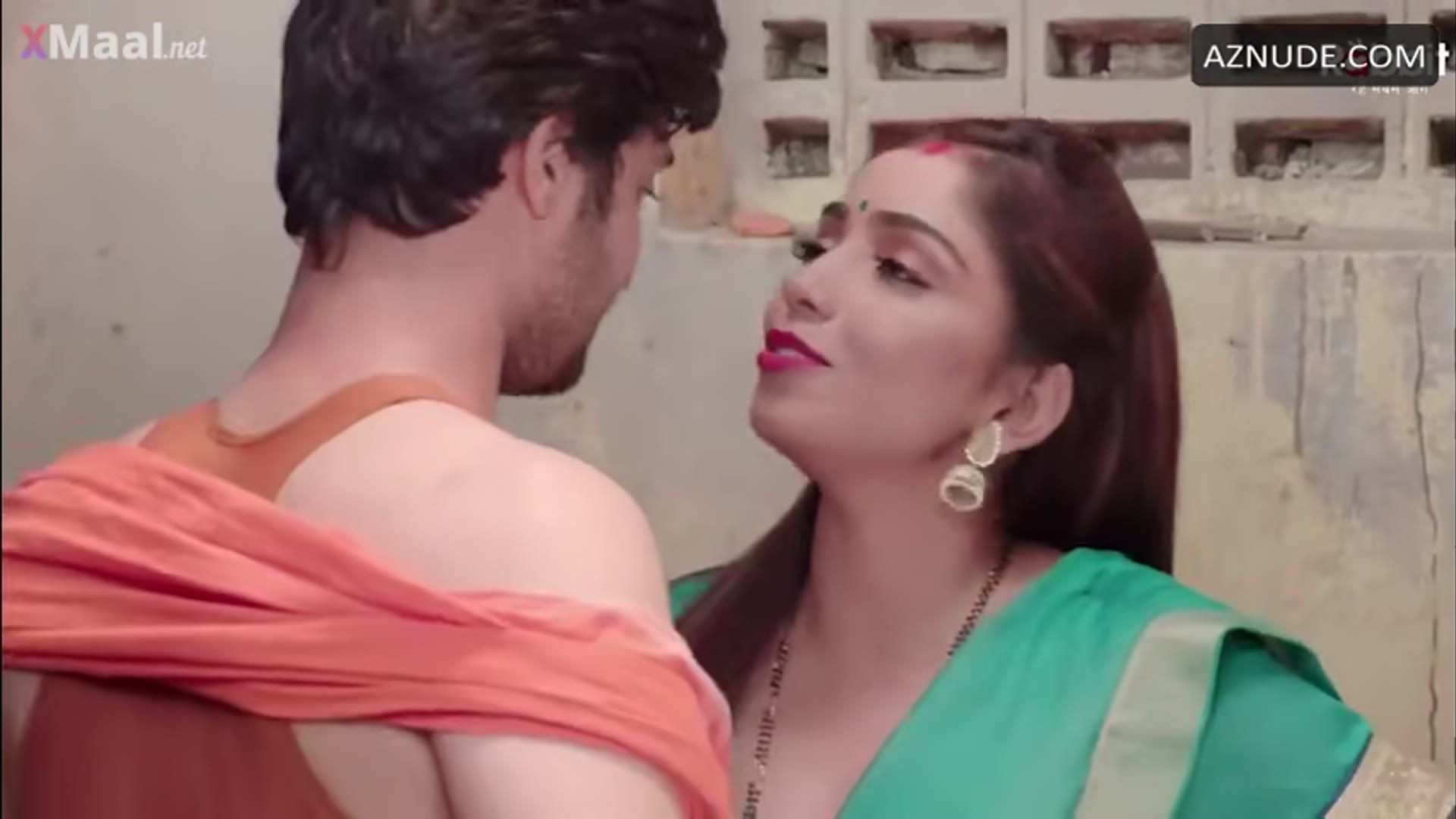 Nidhi Mahawan Breasts Scene in Dahej Me Saala 8 — Dahej Me Saala