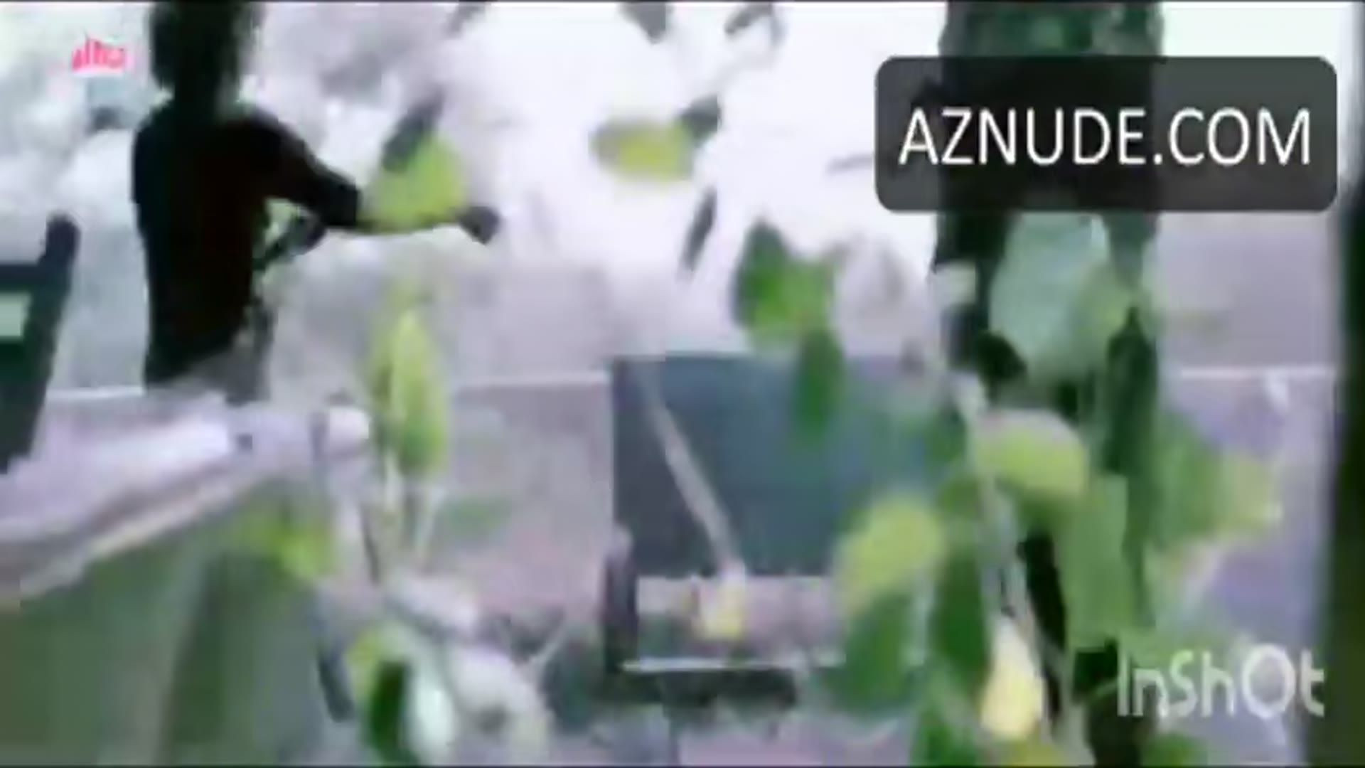 Sameera Reddy Breasts, Thong Scene in Musafir — Musafir