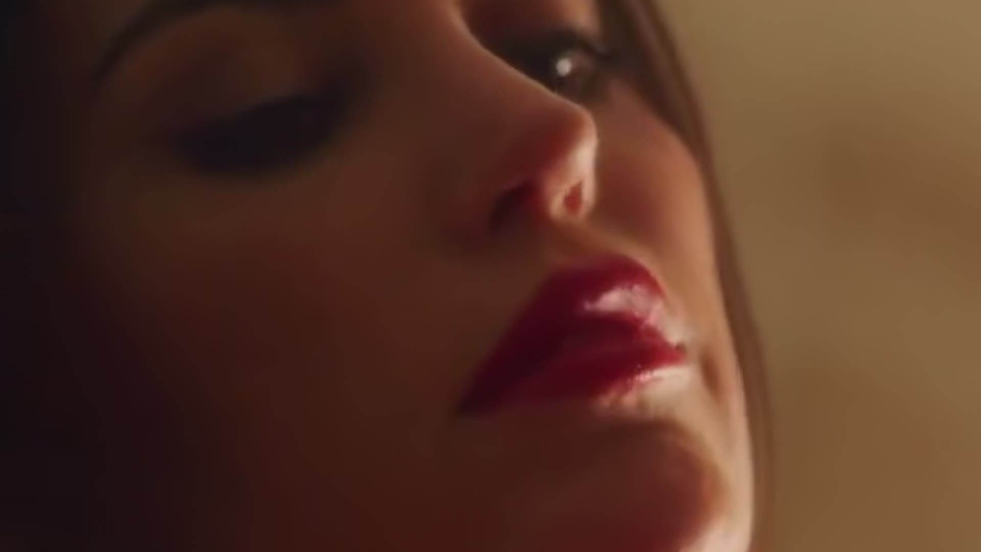 Yolanthe Cabau Lesbian, Butt Scene in Playing Her Dirty 4 — Playing Her Dirty