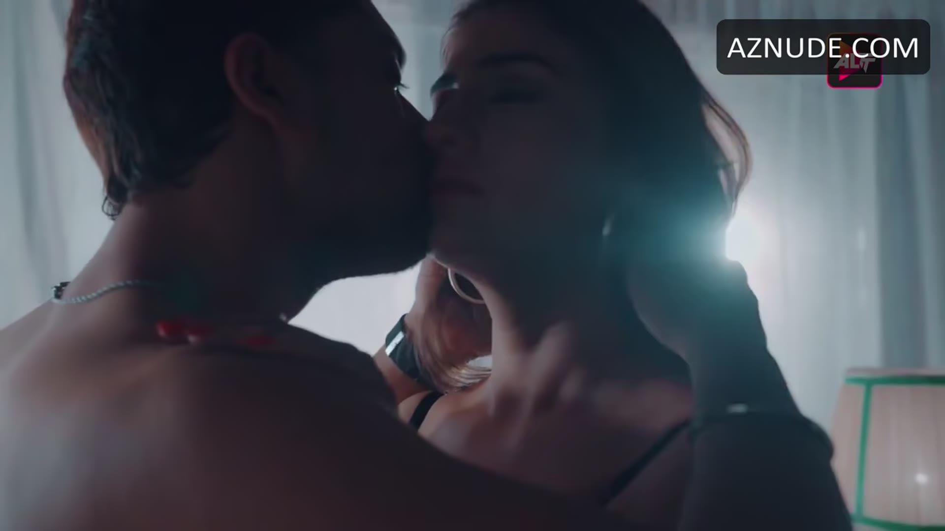 Subuhi Joshi Breasts Scene in Dons And Darlings — Dons And Darlings