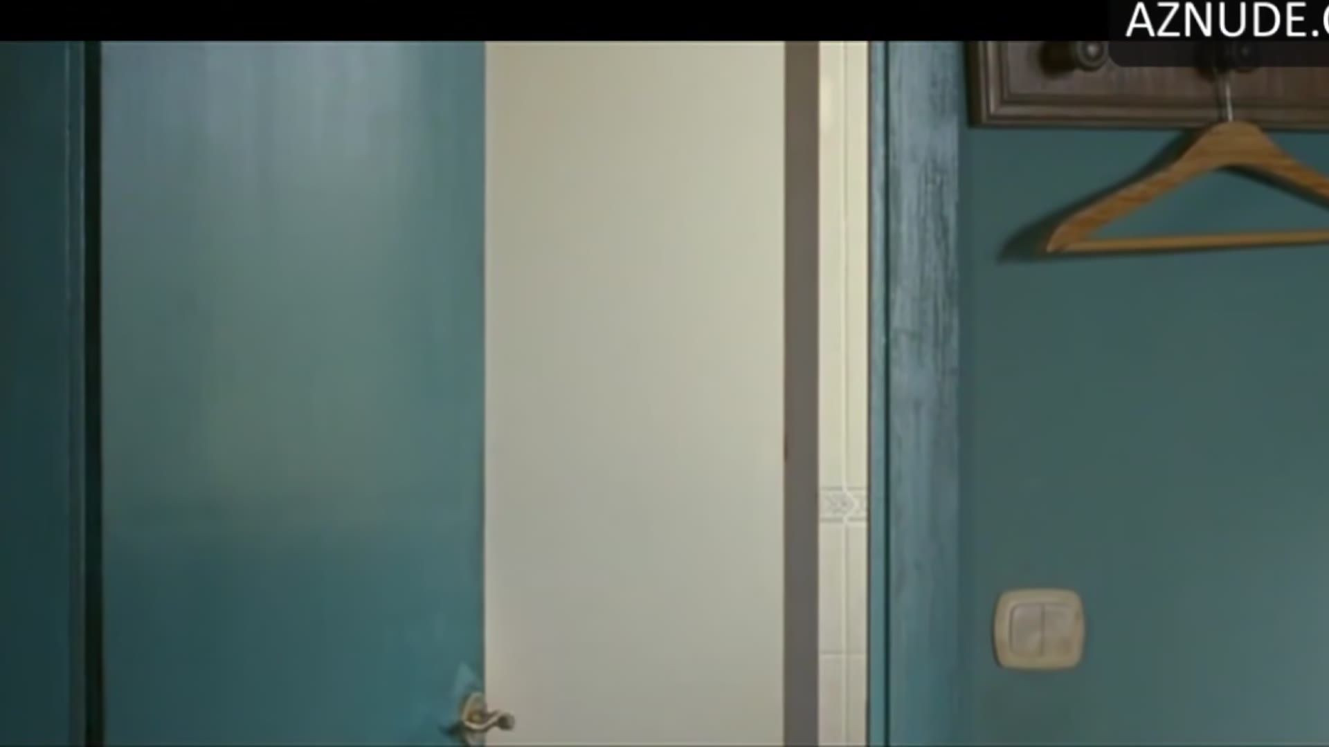 Ariadna Gil Butt Scene in Bienvenido A Casa — Bienvenido A Casa