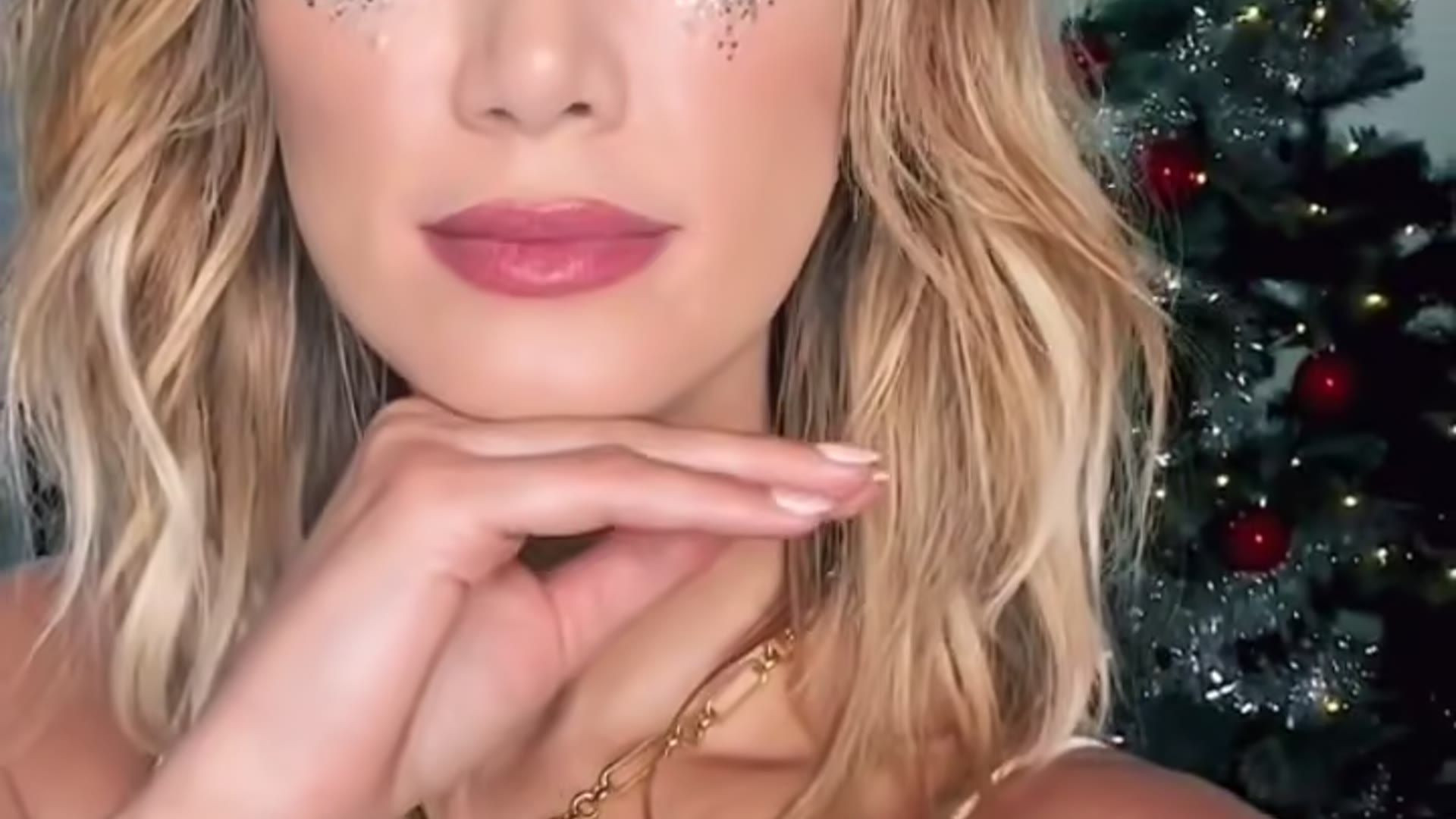 Delta Goodrem Breasts Scene in Delta Goodrem Sexy In Instagram / Tiktok 4 — Delta Goodrem