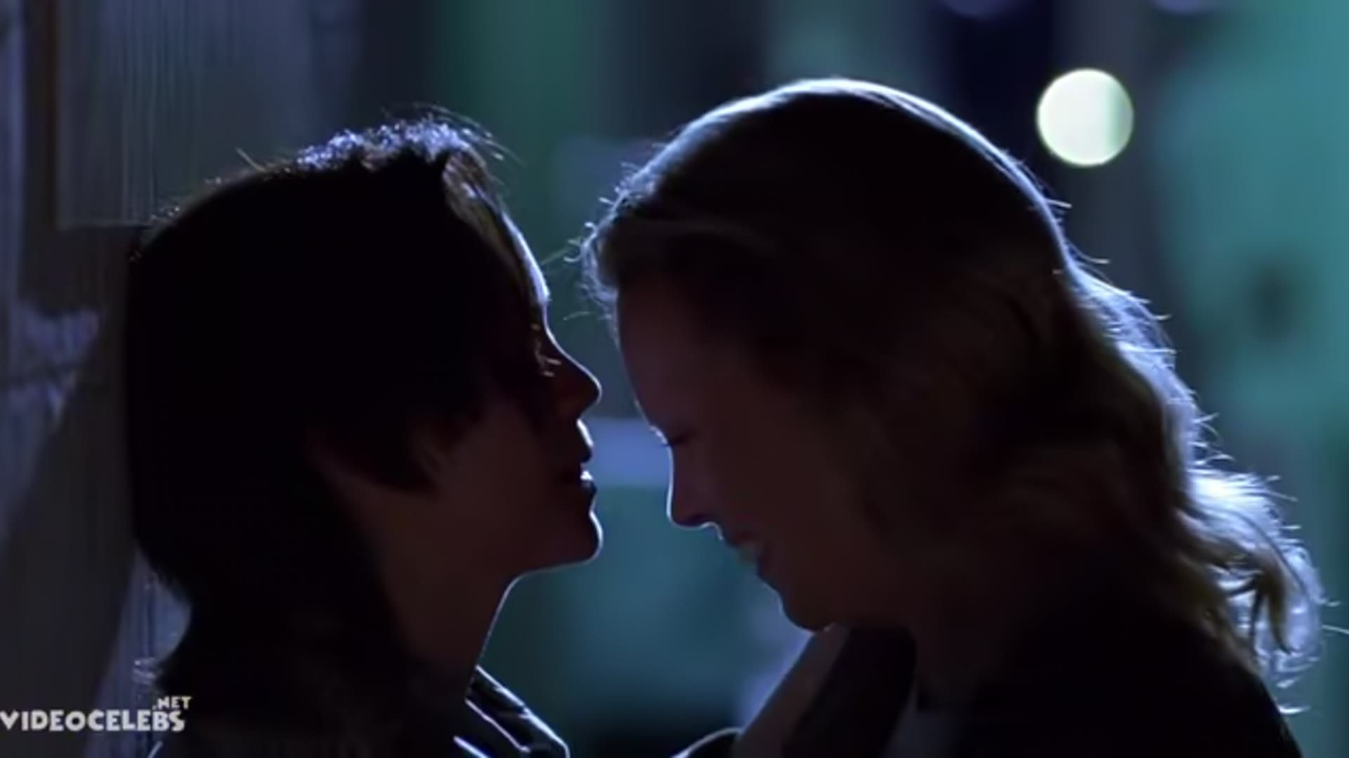 Charlize Theron nude, Christina Ricci sexy – Monster (2003) — Monster (2003)