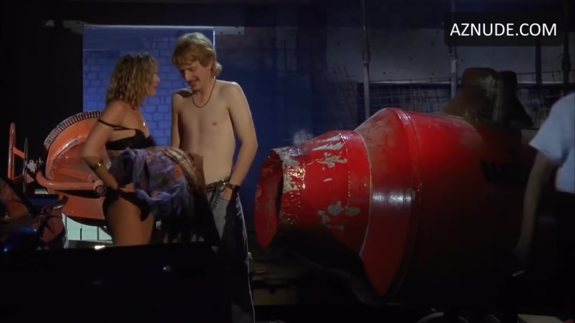 Nadja Naidenow Breasts, Underwear Scene in Manta Manta — Manta Manta