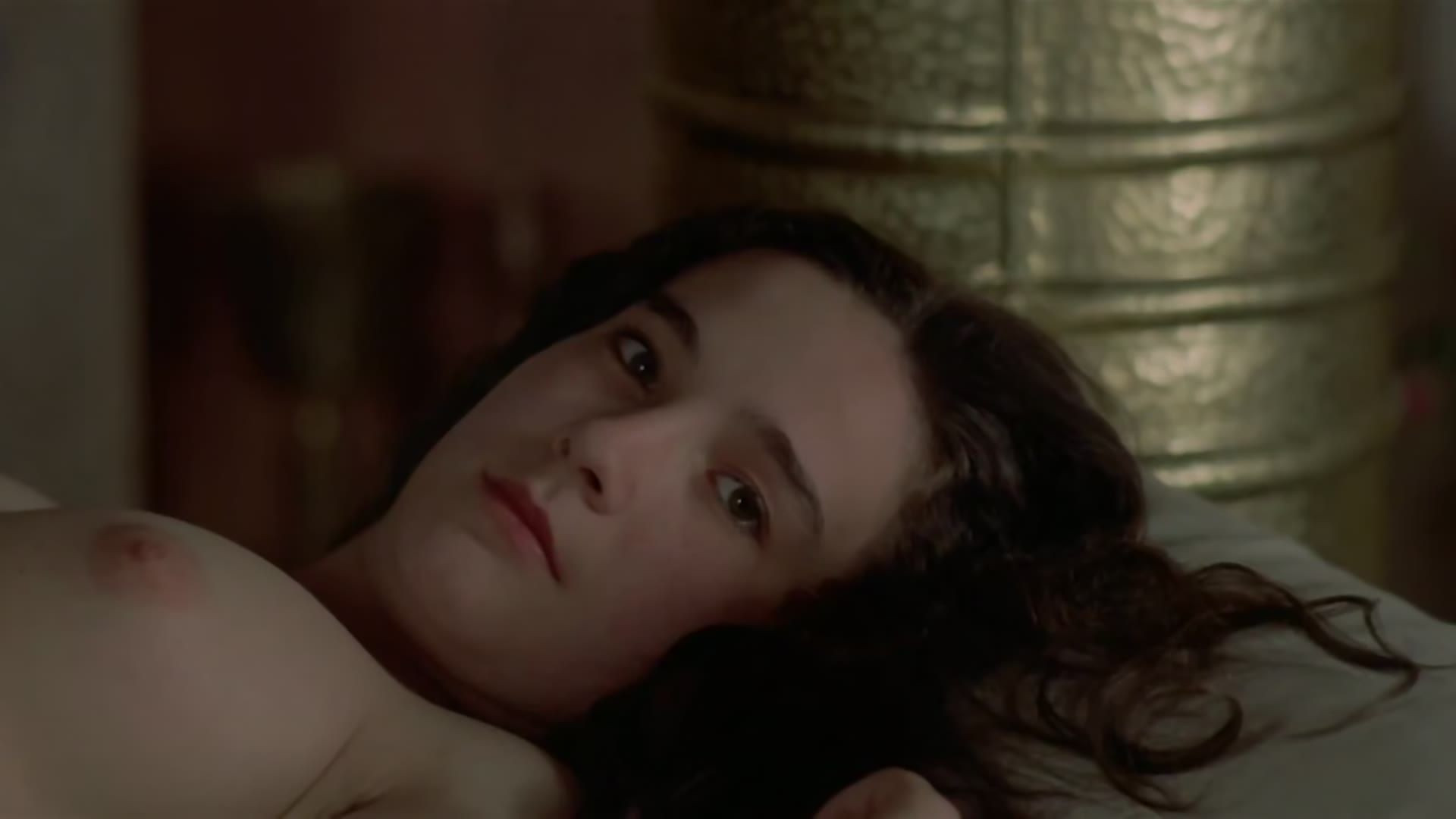 Ines Pellegrini and others in Il fiore delle mille e una notte (1974) — Ines Pellegrini an