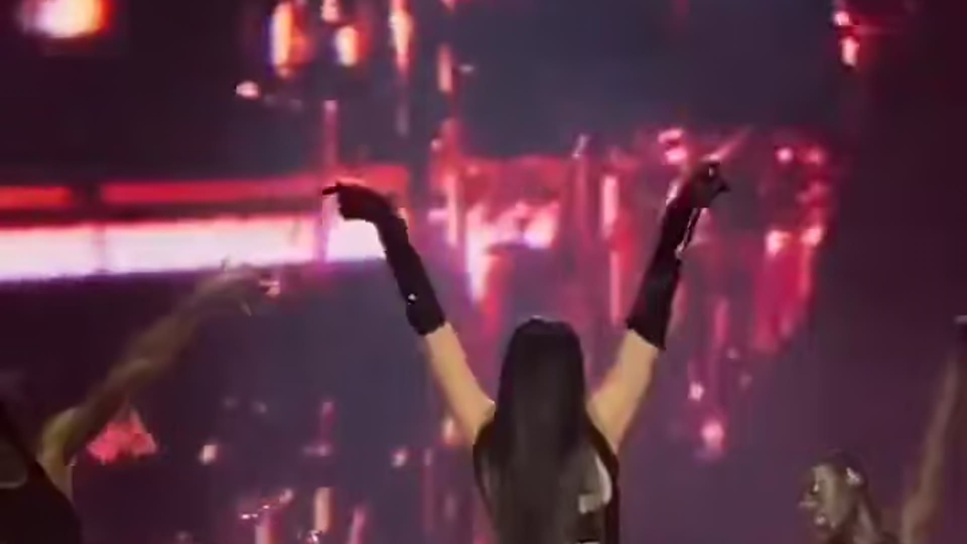 Dua Lipa Butt, Bikini Scene in Dua Lipa Sexy In Live 2022 11 — Dua Lipa Sexy In Live 2022