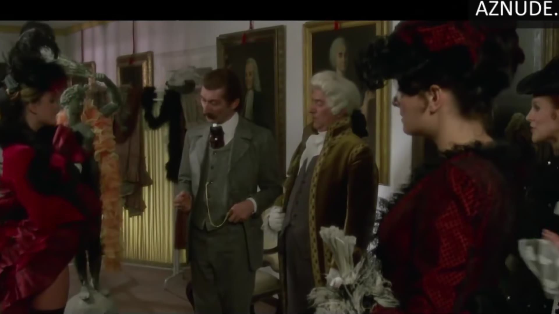 Marisa Bertoni Butt, Breasts Scene in La Principessa Sul Pisello — La Principessa Sul Pise