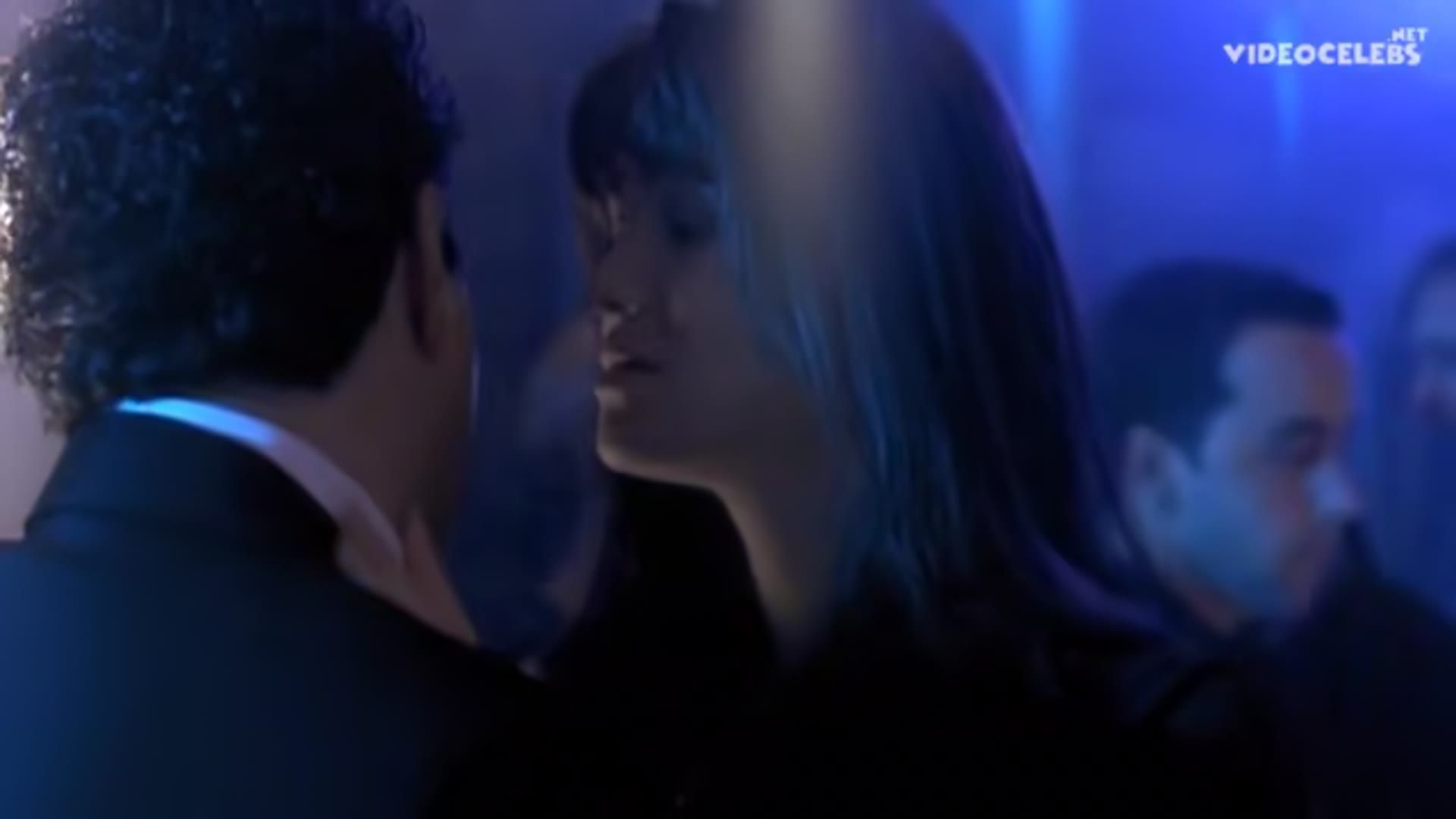 Manuela Arcuri nude – Finalmente soli (1997) — Finalmente soli (1997)